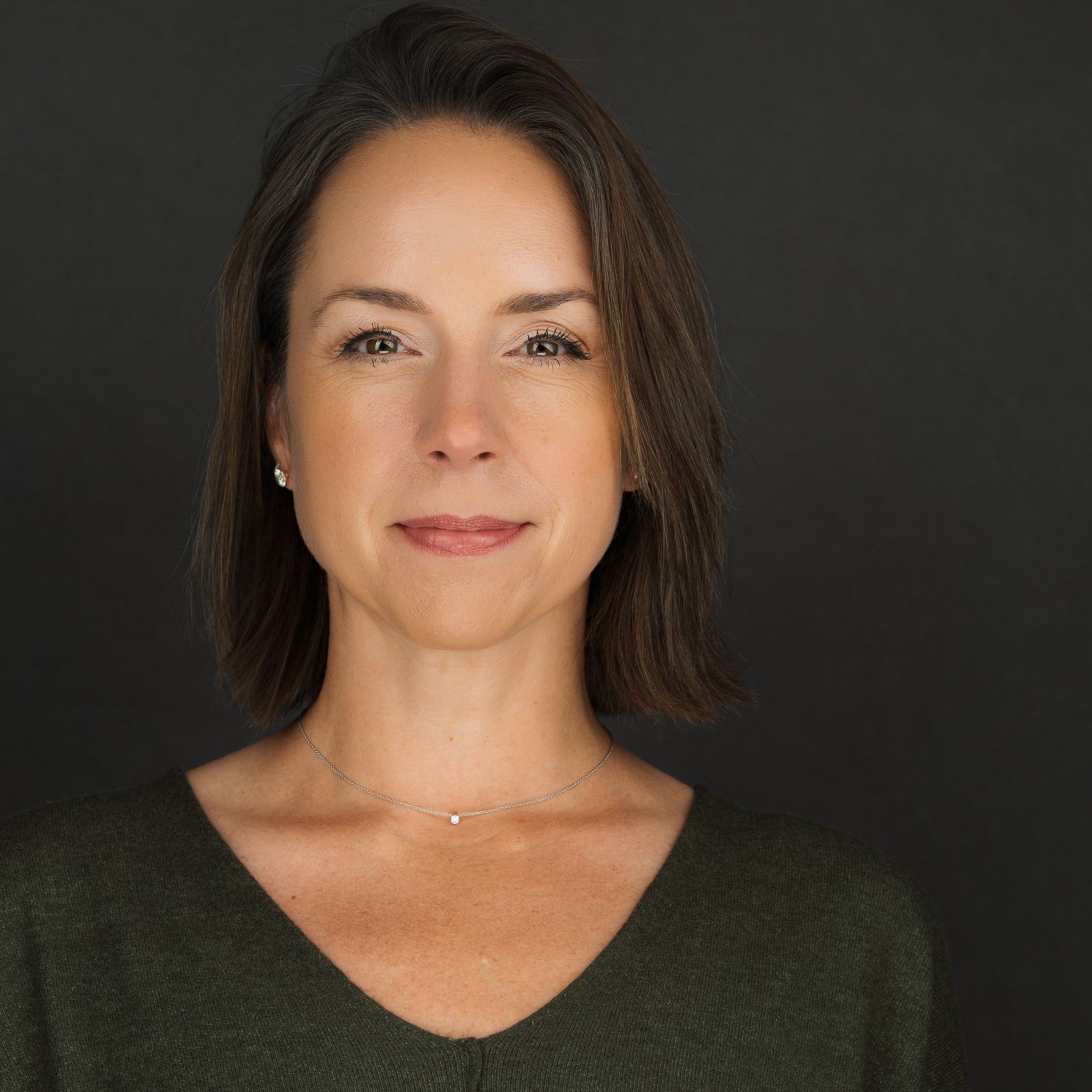 Conversations w/ Women Who Lead cover art